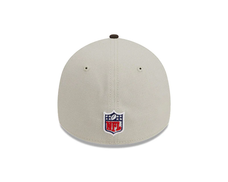 Cleveland Browns New Era 2023 Historic Sideline 39THIRTY Flex Hat - Cream/Brown - Image 5