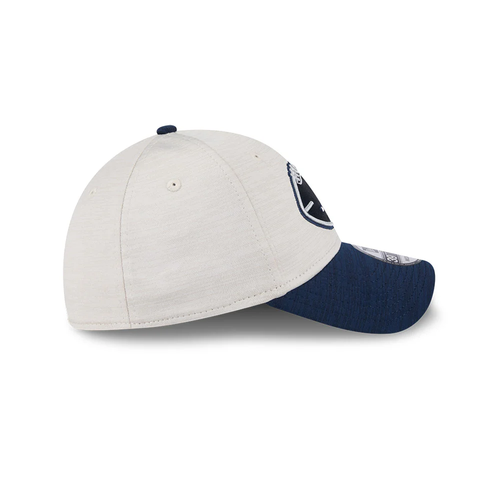 Dallas Cowboys New Era 2024 Sideline Historic 39THIRTY Flex Hat - Stone/ Navy - Image 3