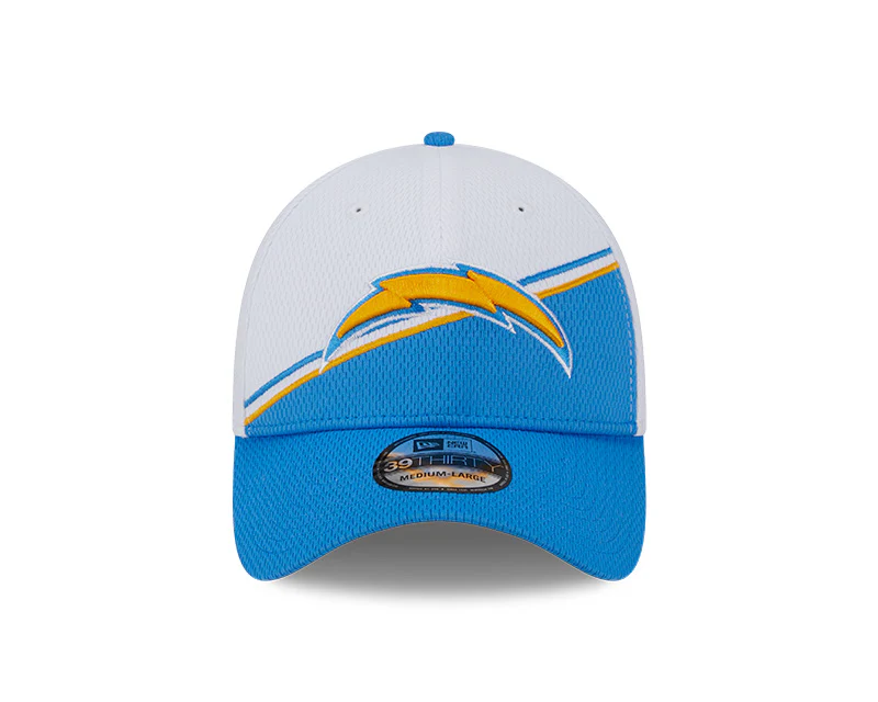 Los Angeles Chargers New Era 2023 Sideline 39THIRTY Flex Hat - White/Light Blue - Image 2