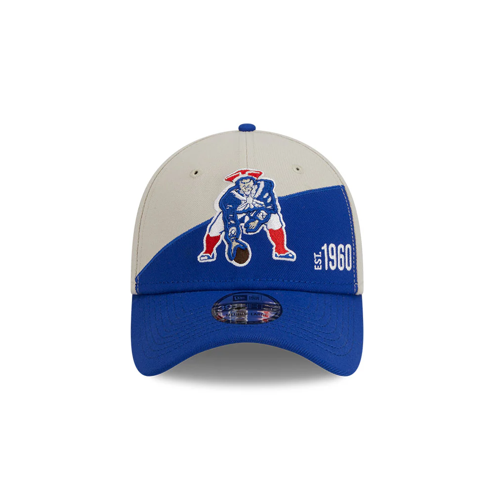 New England Patriots New Era 2023 Historic Sideline 39THIRTY Flex Hat - Cream/Royal - Image 2