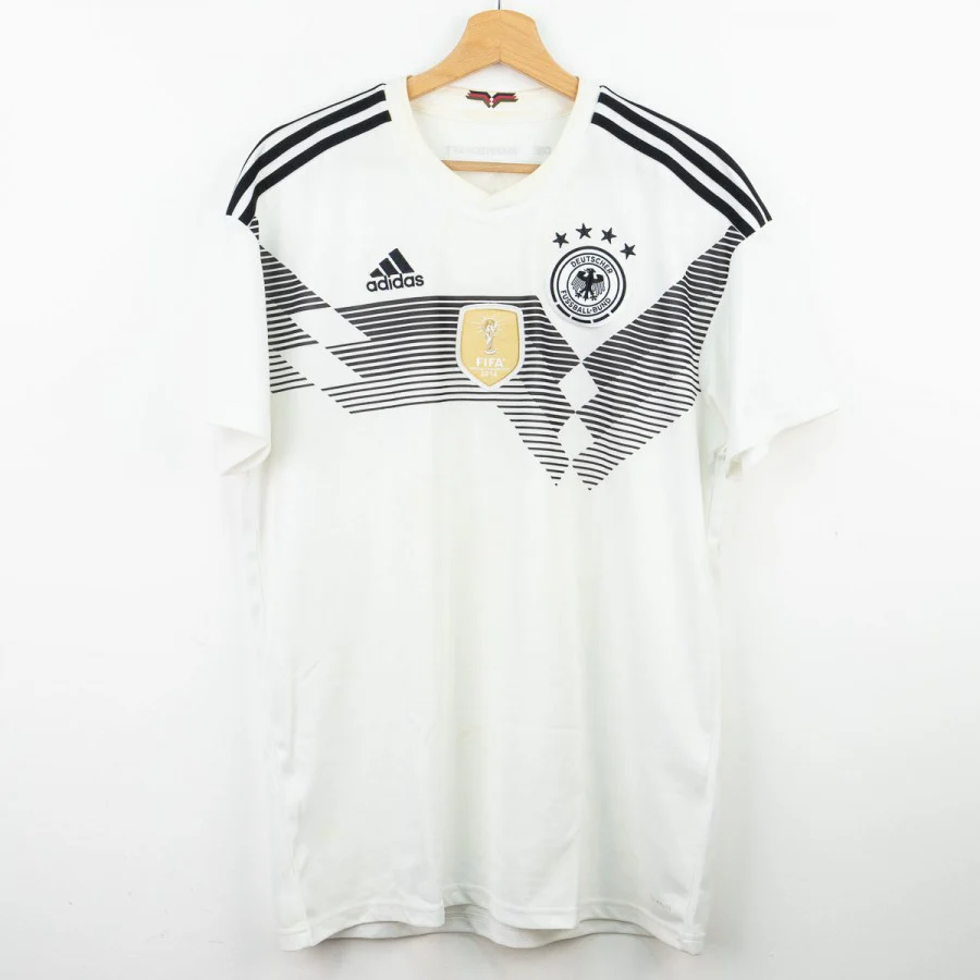 Women's Germany DEUTSCHER FUSSBALL-BUND Adidas 2014 FIFA World Champions Replica Jersey - White